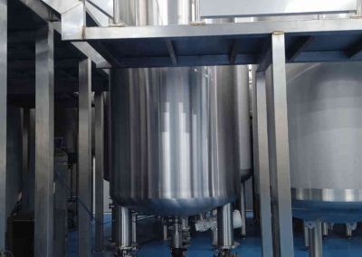 Diseño y Fabricación de sistemas y equipos de almacenamiento industrial para líquidos y sólidos