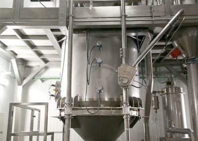 Depósito Comodín para el Transporte Industrial de Sólidos - Sistemas de Dosificación de Sólidos - Amphora Process